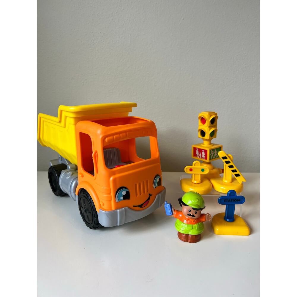 Fisher-Price Little People Work Together Dump Truck With Figure and Road Signs